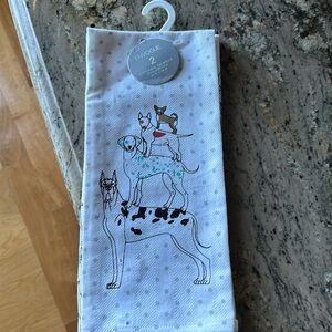 En Vogue Kitchen Towels, Set of 2, NWT